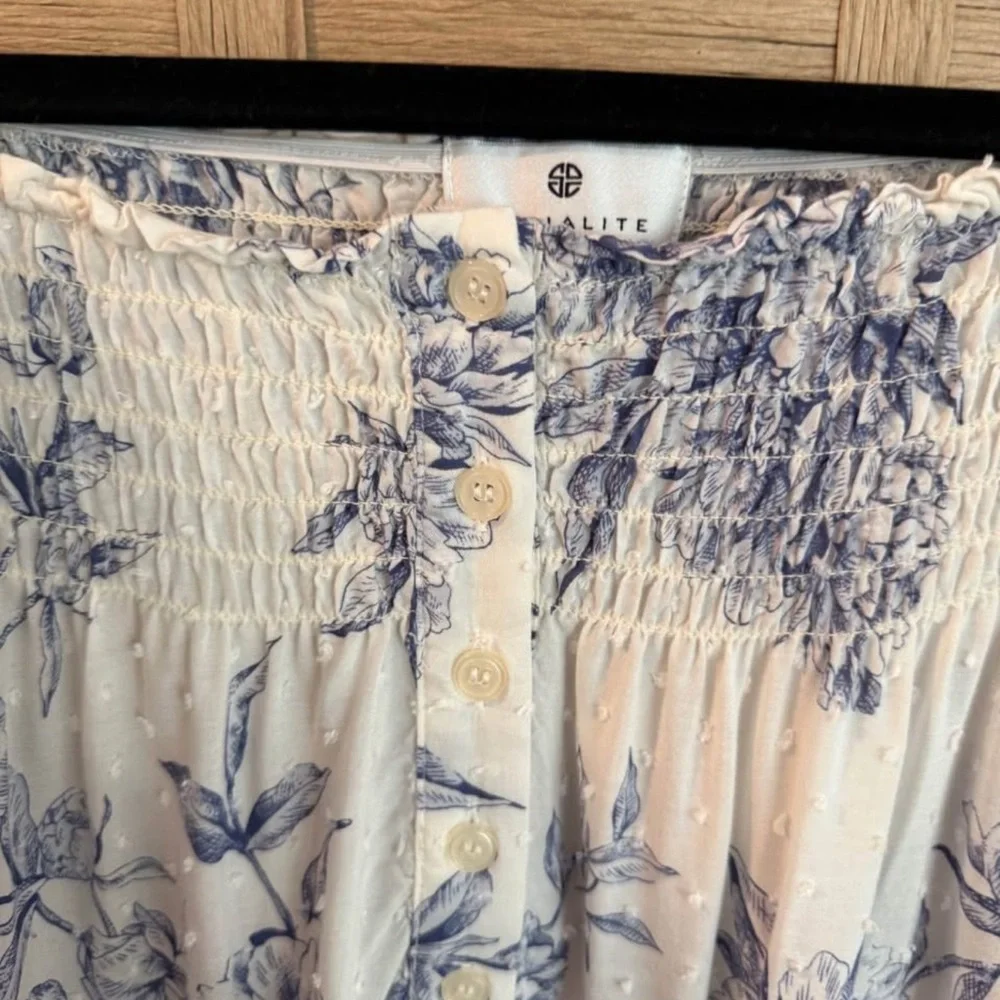 Floral Off-Shoulder Blouse - Picture 2 of 4